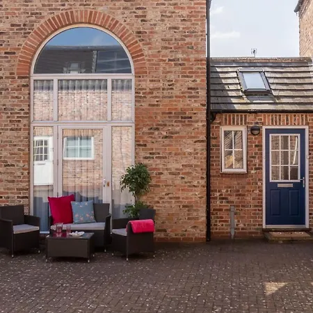 Dovecote House - Luxury Town House - Dog Friendly-2